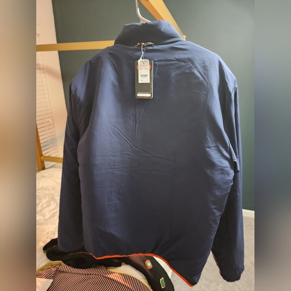 Brooks Brothers Men's Reversible Quilted Puffer Jacket - Picture 3 of 3